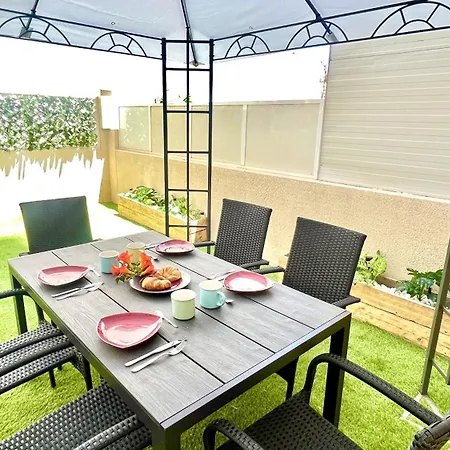 Apartment The Illuminated House By Gloove Torrevieja